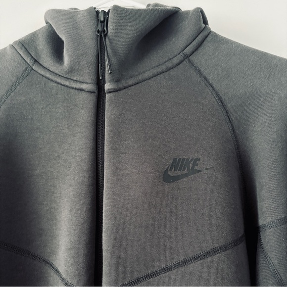 EUC Nike Tech Zip-Up Hoodie - SM Dark Grey - Picture 2 of 6